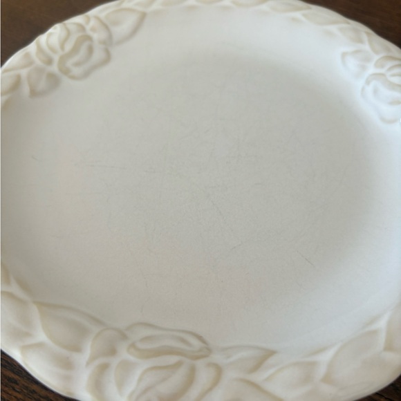 Christian Dior French Country Rose Oyster White salad plate. - Picture 2 of 8